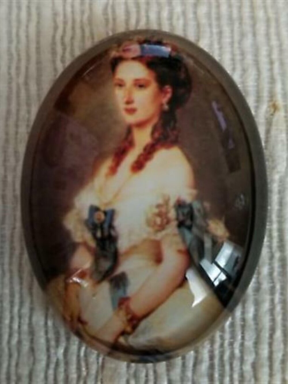 Vintage Victorian Style Lady Blue Bow Cameo Tempered Glass Oval Cabochon 40x30mm